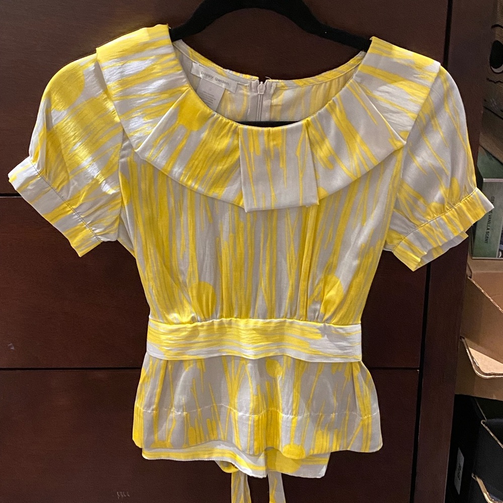 Silky Tieback Spring Blouse